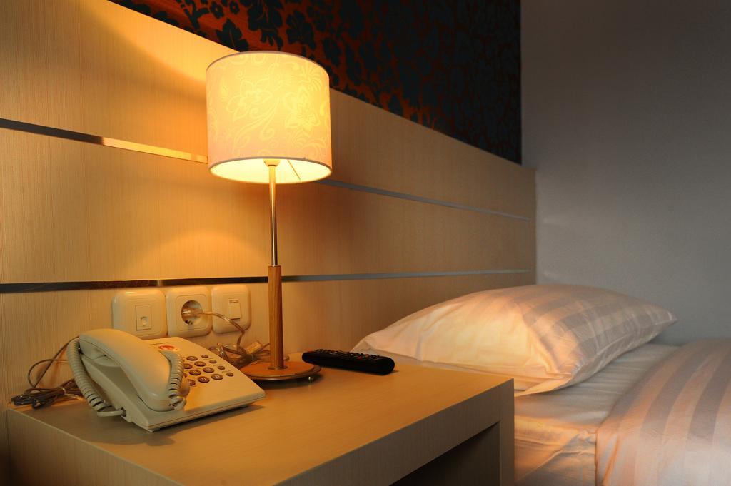 Cordela Hotel Medan Dış mekan fotoğraf