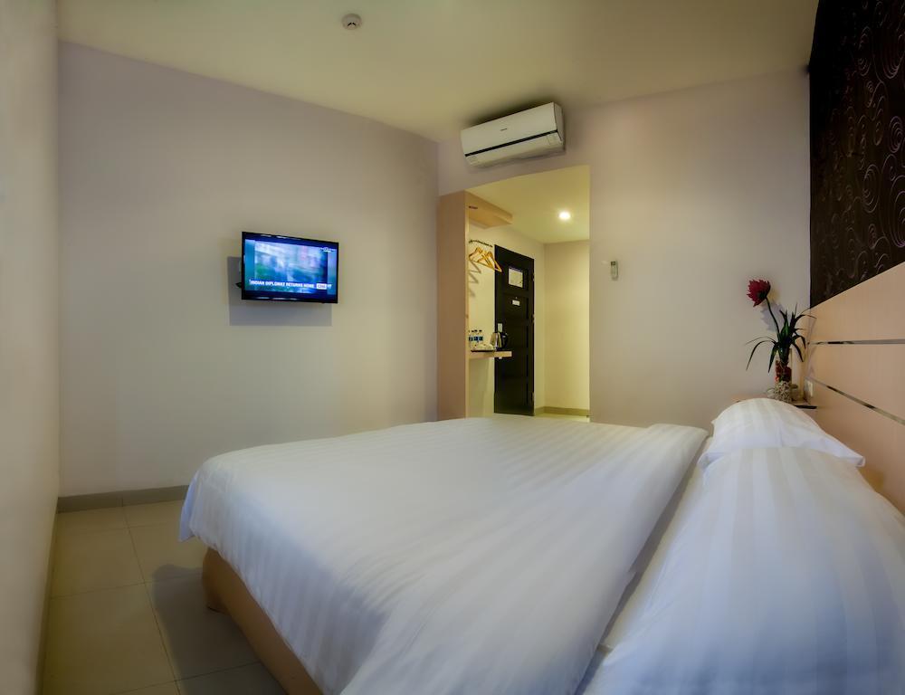 Cordela Hotel Medan Dış mekan fotoğraf