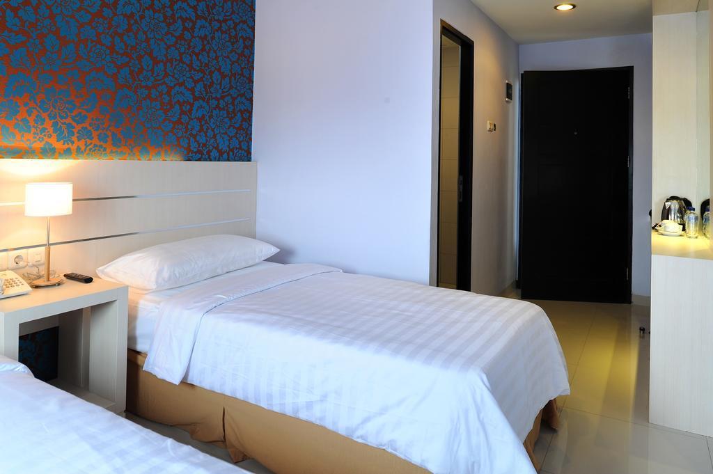 Cordela Hotel Medan Dış mekan fotoğraf