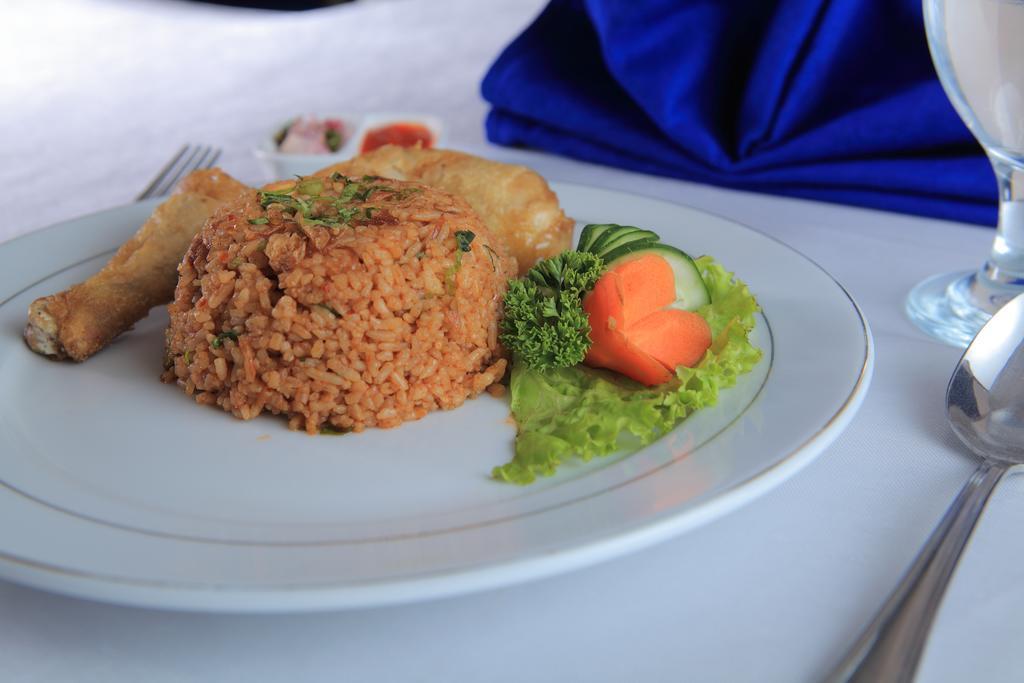 Cordela Hotel Medan Dış mekan fotoğraf